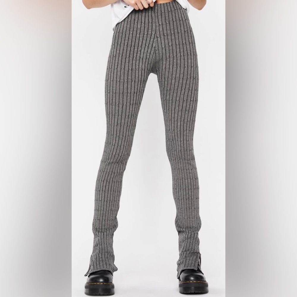 Dark Trouble Ribbed Leggings